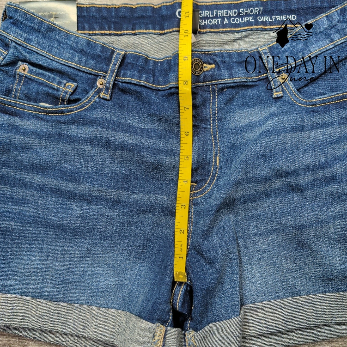 Gap Girlfriend Shorts Size 10