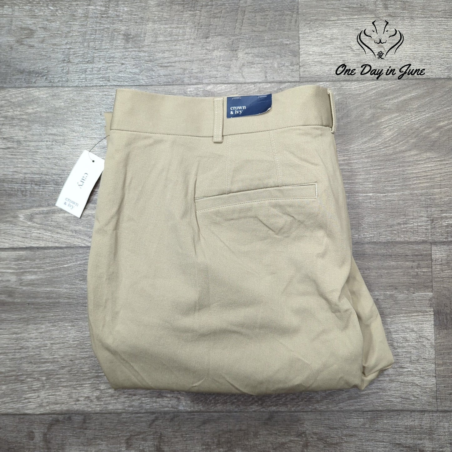 crown & ivy Plus Size Cary Khaki Pants Size 20W
