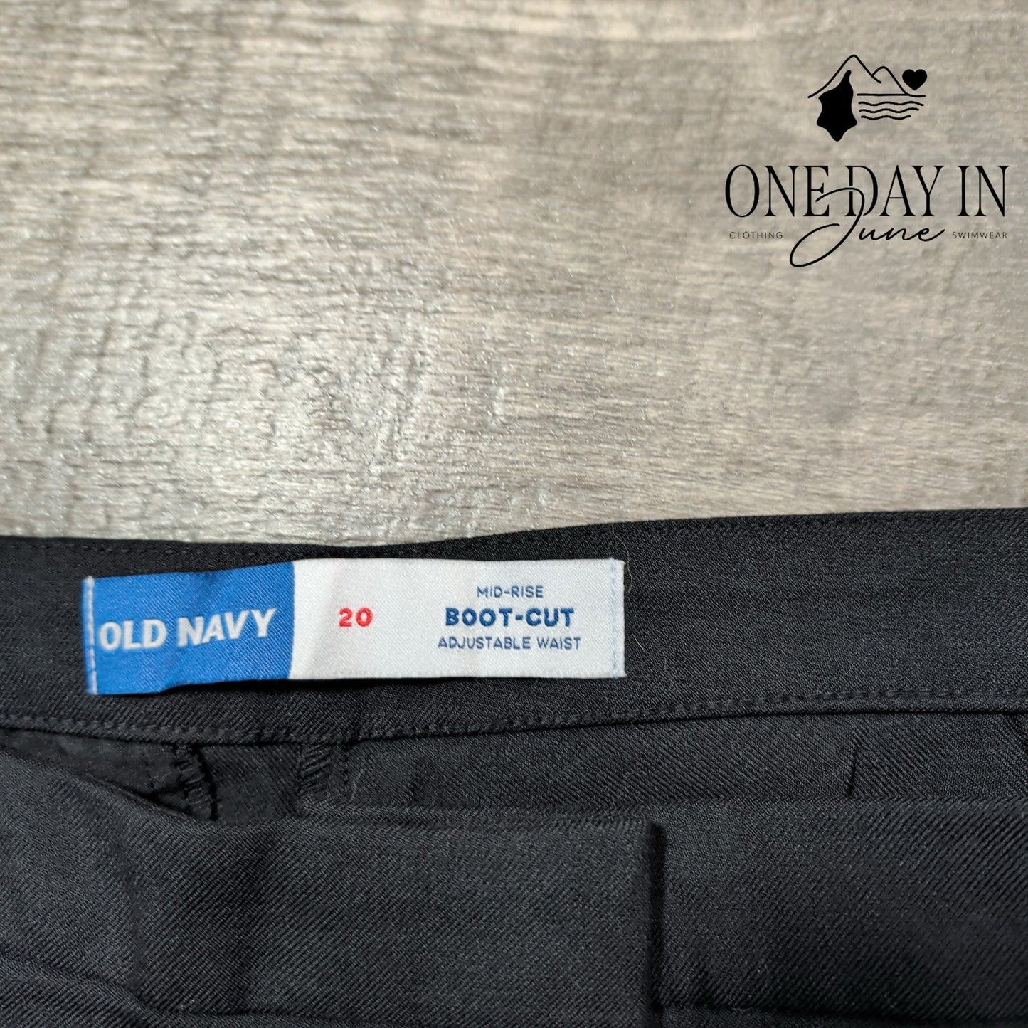 Old Navy Mid Rise Adjustable Waist Bootcut Pants Size 20