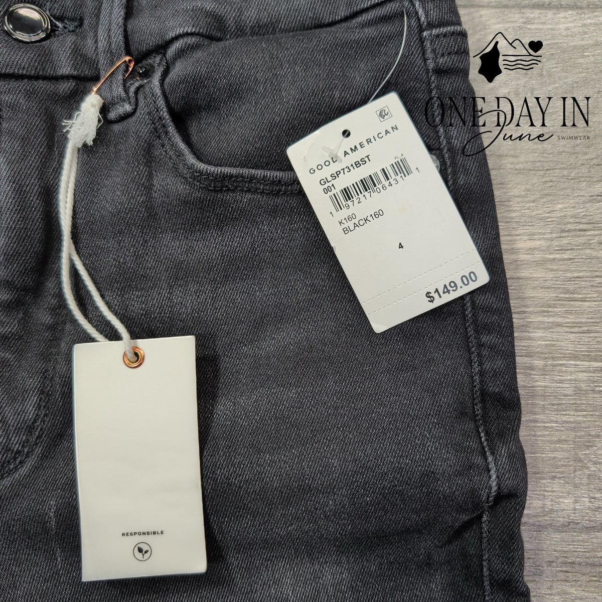 Good American Good Legs Skinny Jeans Black NWT Size 4