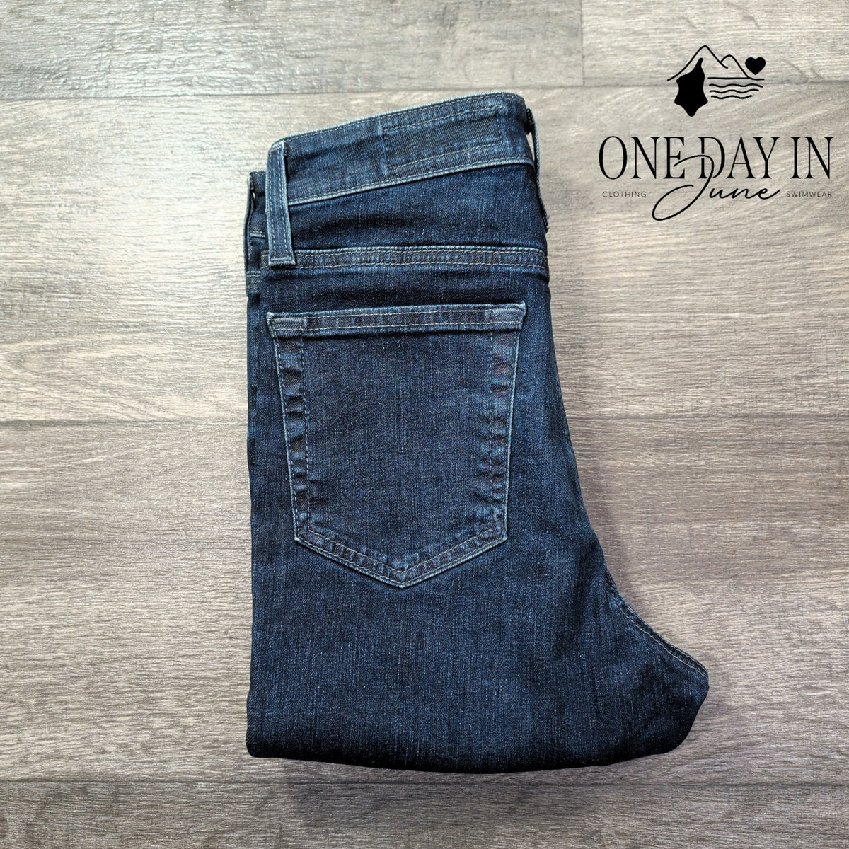 AG Adriano Goldschmied The Mila Super High Rise Skinny Jeans Blue NWT Size 4