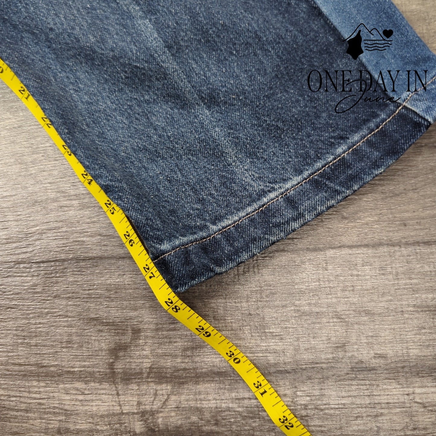 Fashion Nova Juniors I Said So Ripped Straight Leg Jeans Size 13