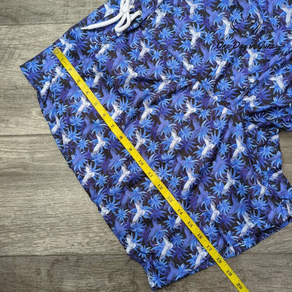 find. Board Shorts Size L