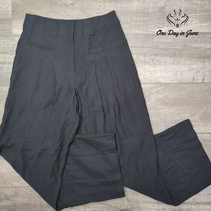 Topshop Black Pleated Straight Leg Dress Pants Trousers Size 6