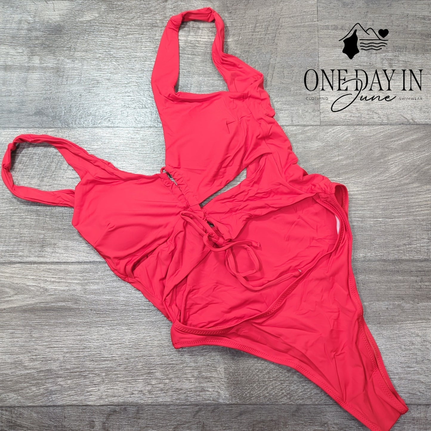CHYRII Cutout Tie Front Cheeky One Piece Swimsuit Size L