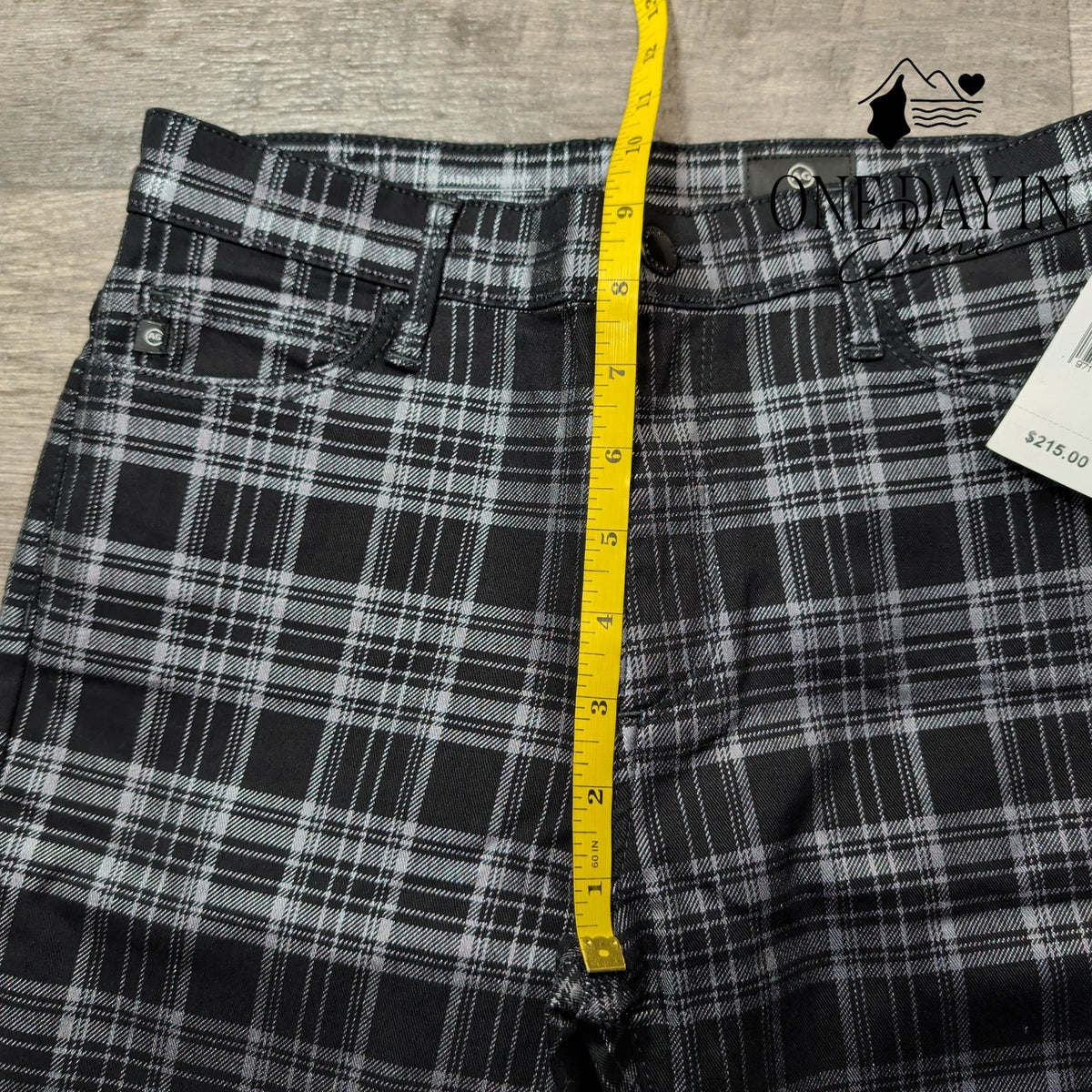 AG Adriano Goldschmied Farrah High Rise Skinny Jeans Black Gray Plaid NWT Size 2