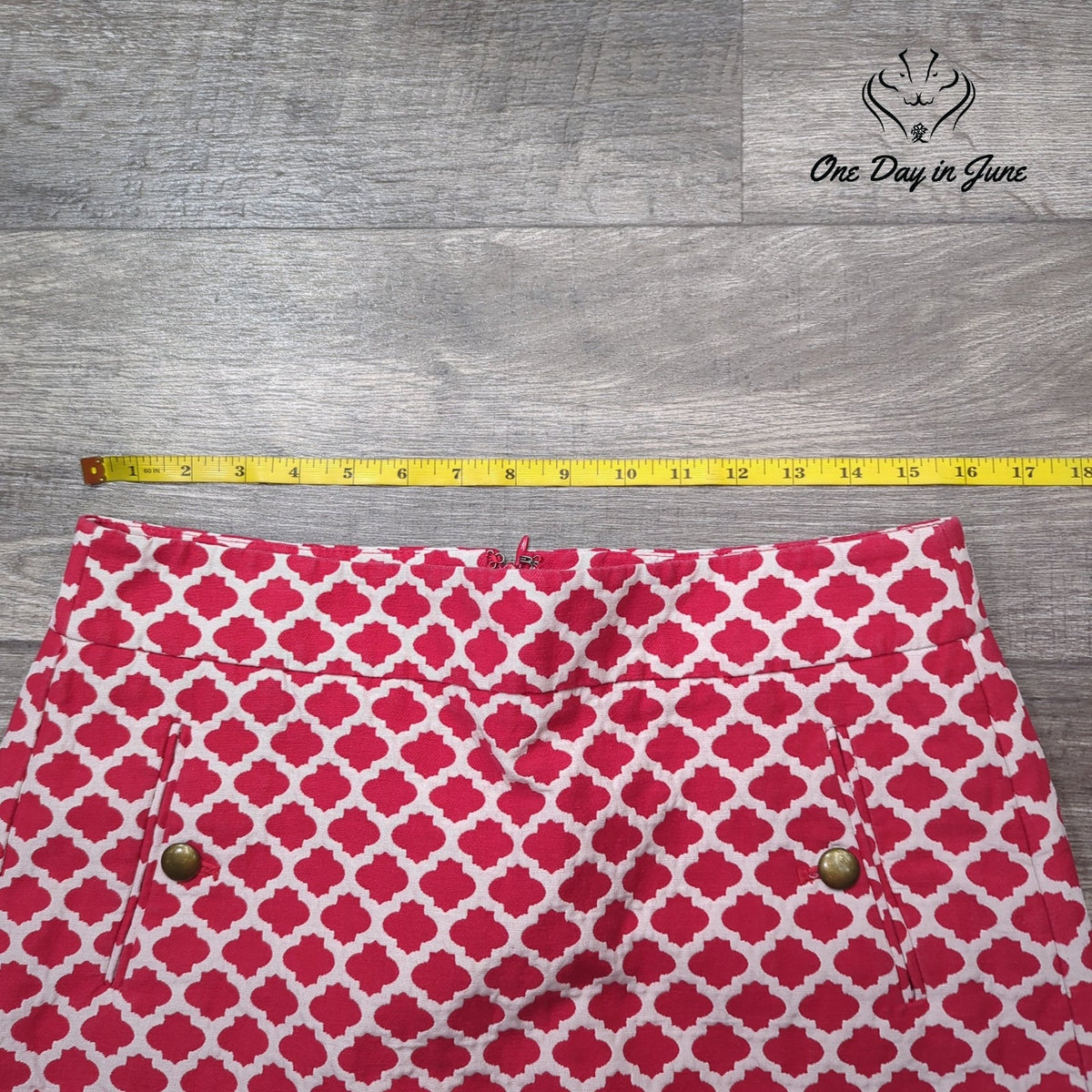 Loft Pink White Geometric Print Mini Skirt Gold Button Pockets Size 8