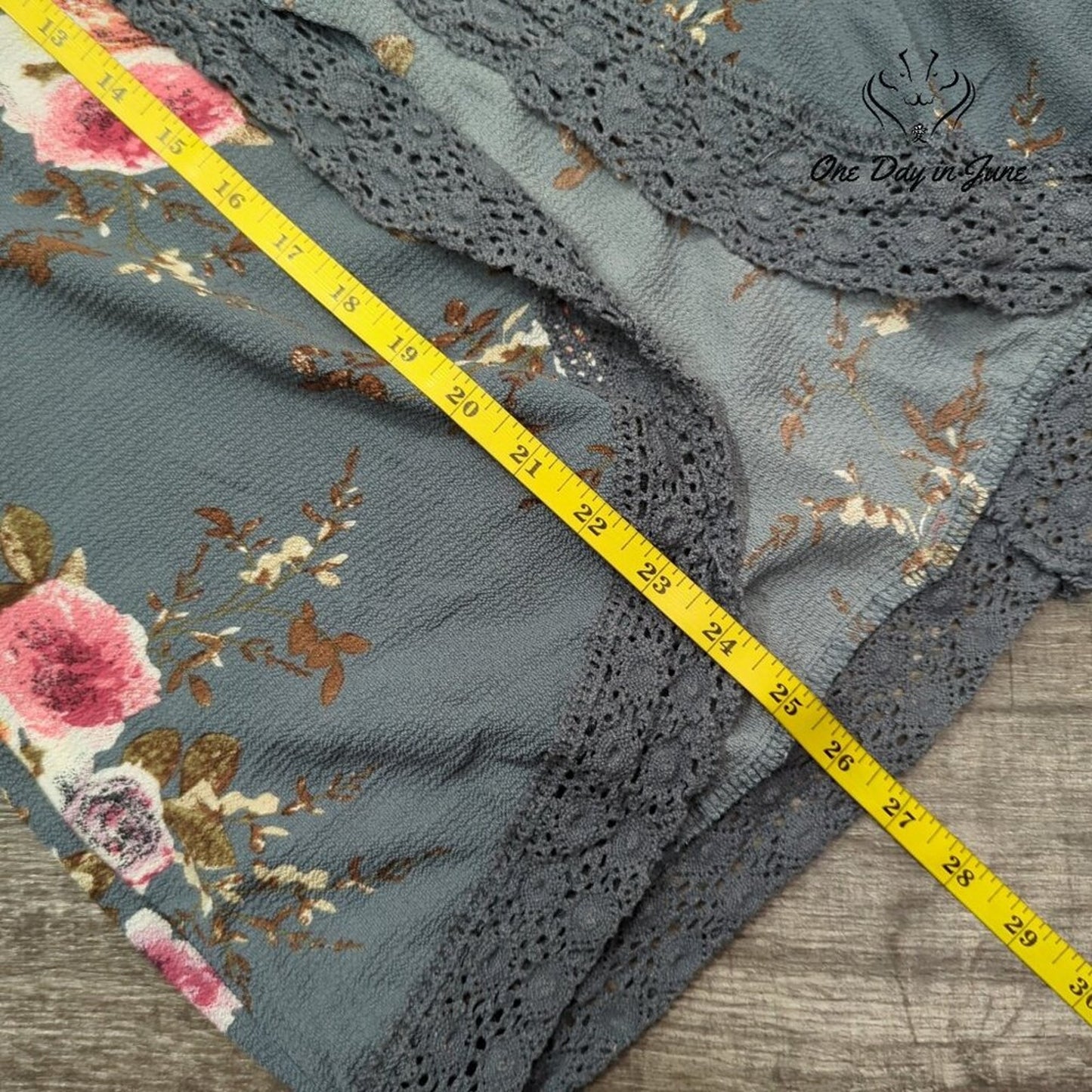 Ecowish Bell Sleeve Boho Top Size S