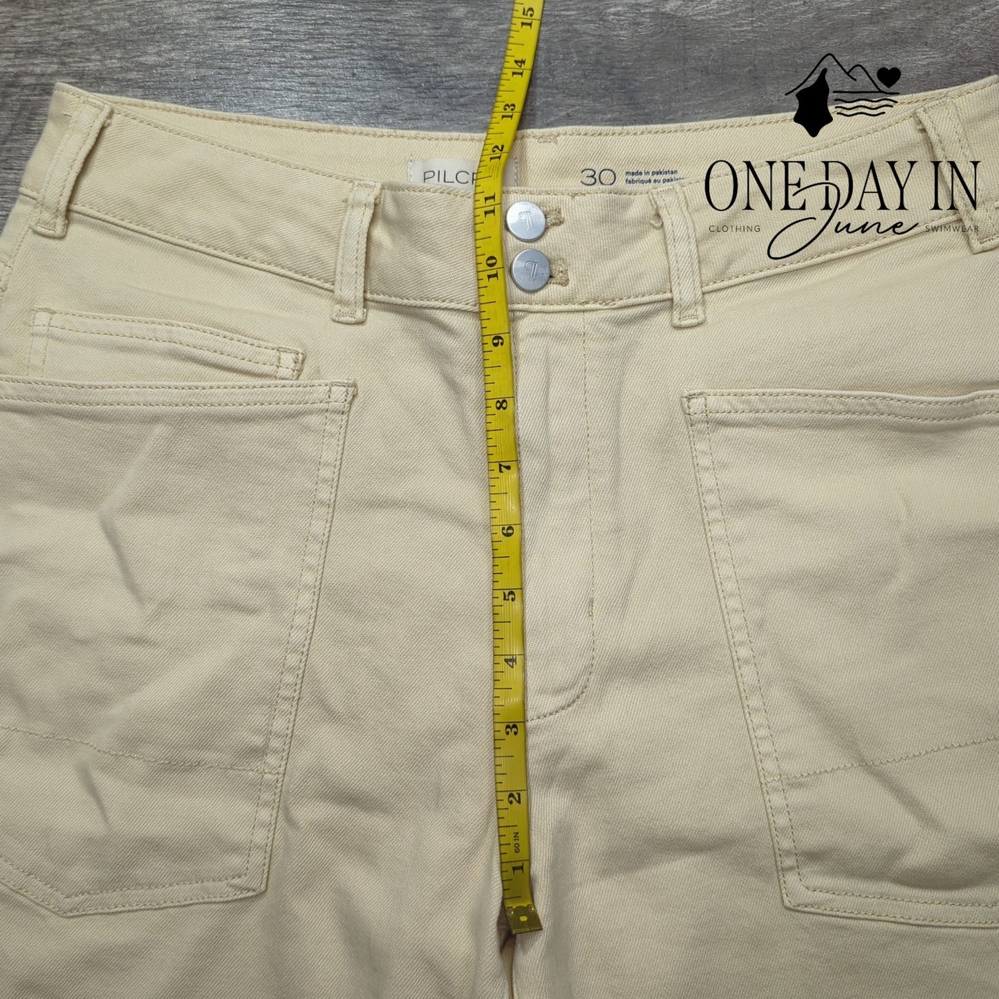 Pilcro Straight Leg Jeans Size 30 (10)