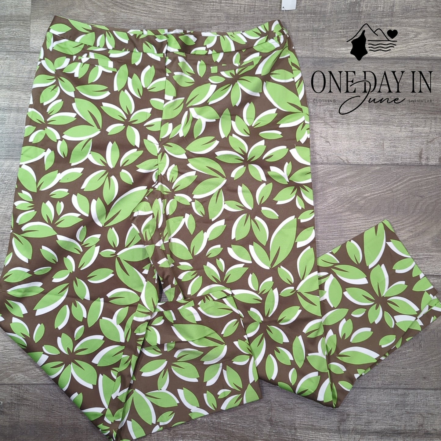 Talbots Tropical Straight Leg Pants Size 16