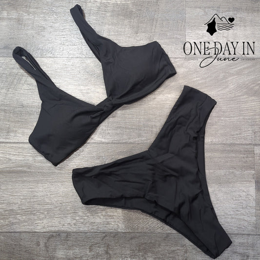 CharmLeaks High Cut Knot Front Bikini Swimsuit Size L