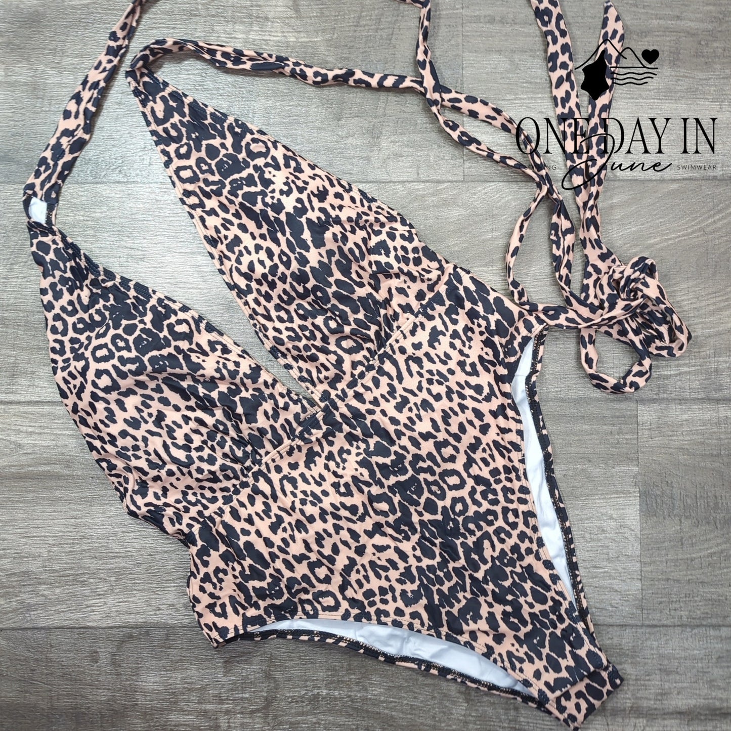 Lilosy Deep V Tie Wrap One Piece Swimsuit Size XL