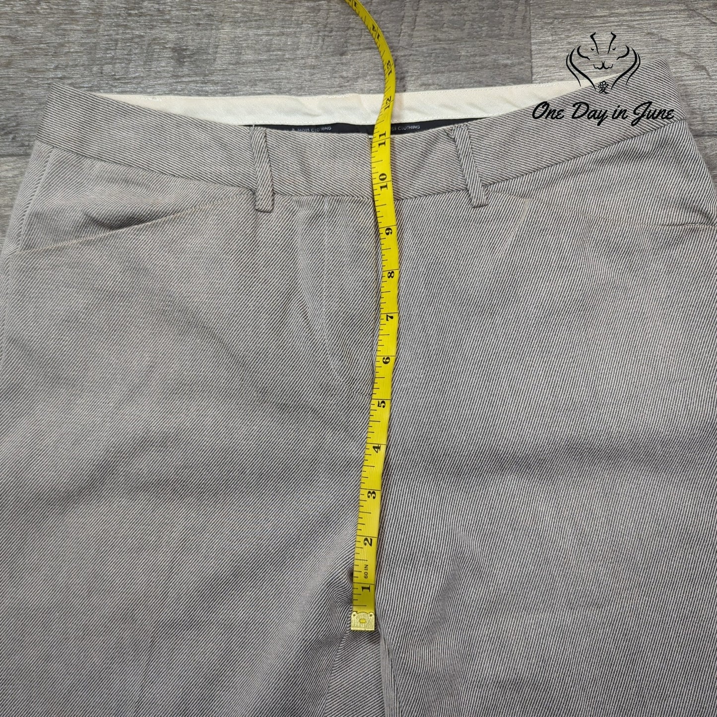 B. Moss Clothing Company Straight Leg Dress Pants Size 6