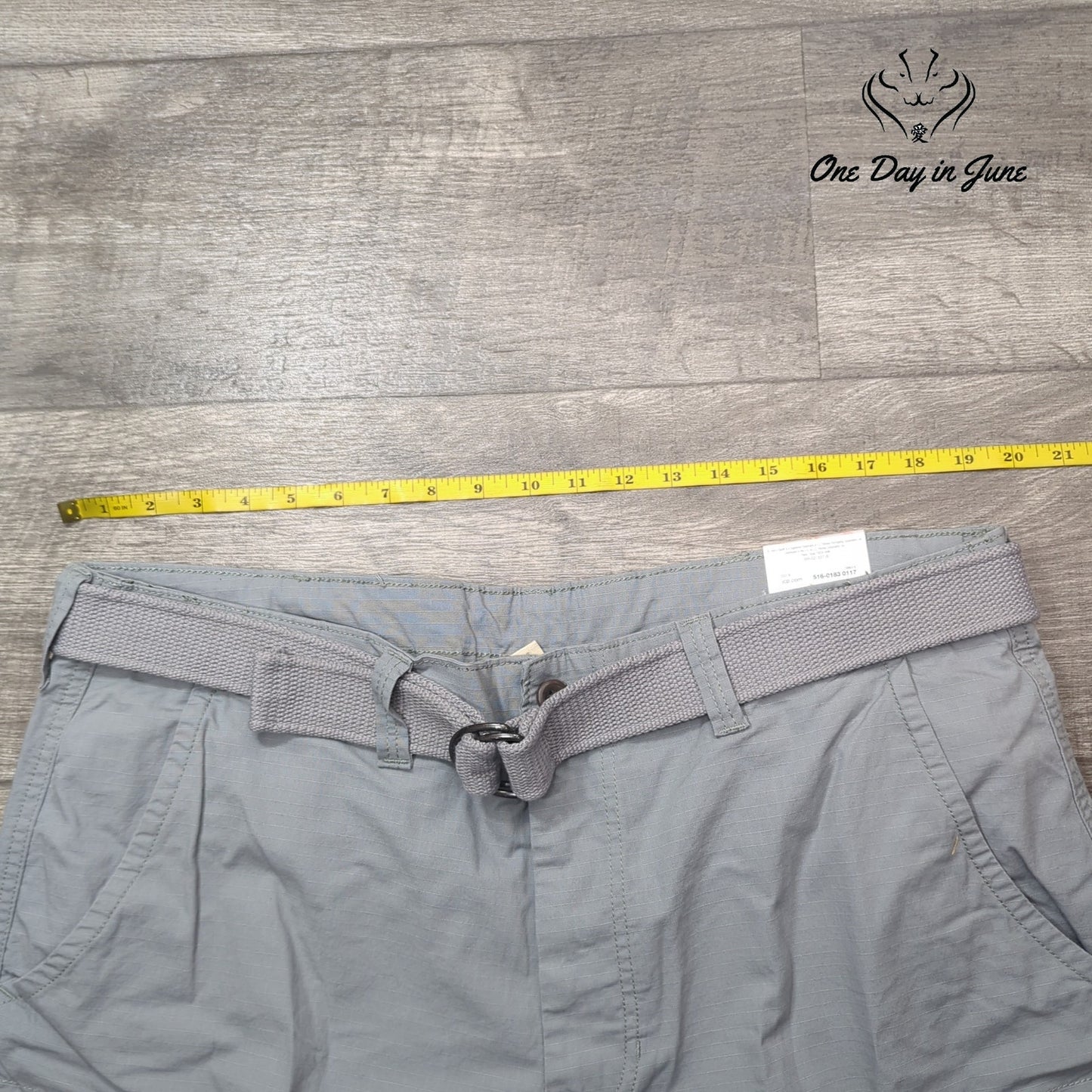 St. John's Bay Cargo Shorts Size 40