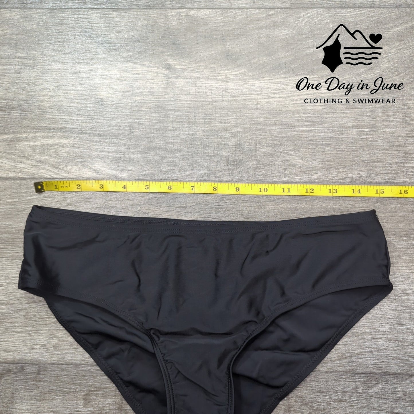 Amzbrly Moderate Coverage Bikini Bottom Size M