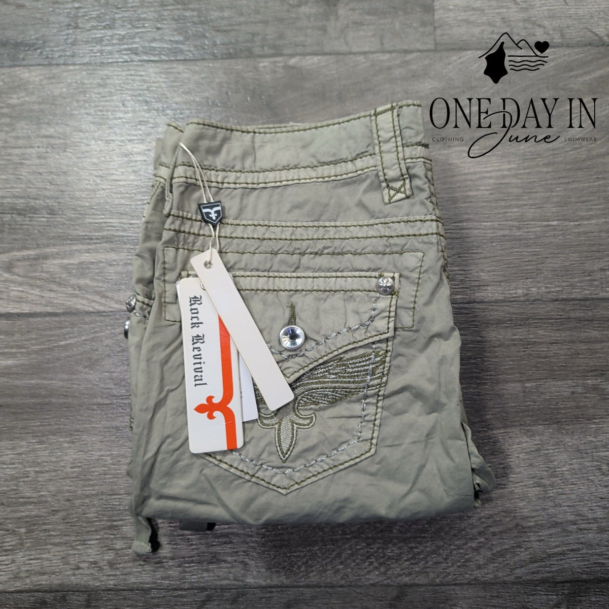 Rock Revival Cargo Crop Pants Sage Green Buckle B Y2K NWT Size 4 (27)