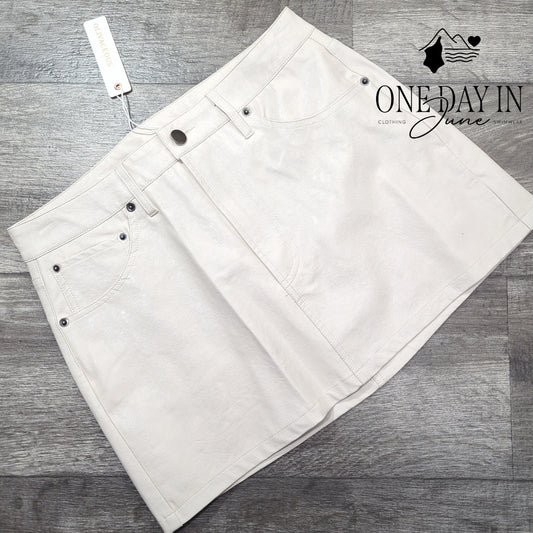 Olivabeous Faux Leather Lined Skirt Size S