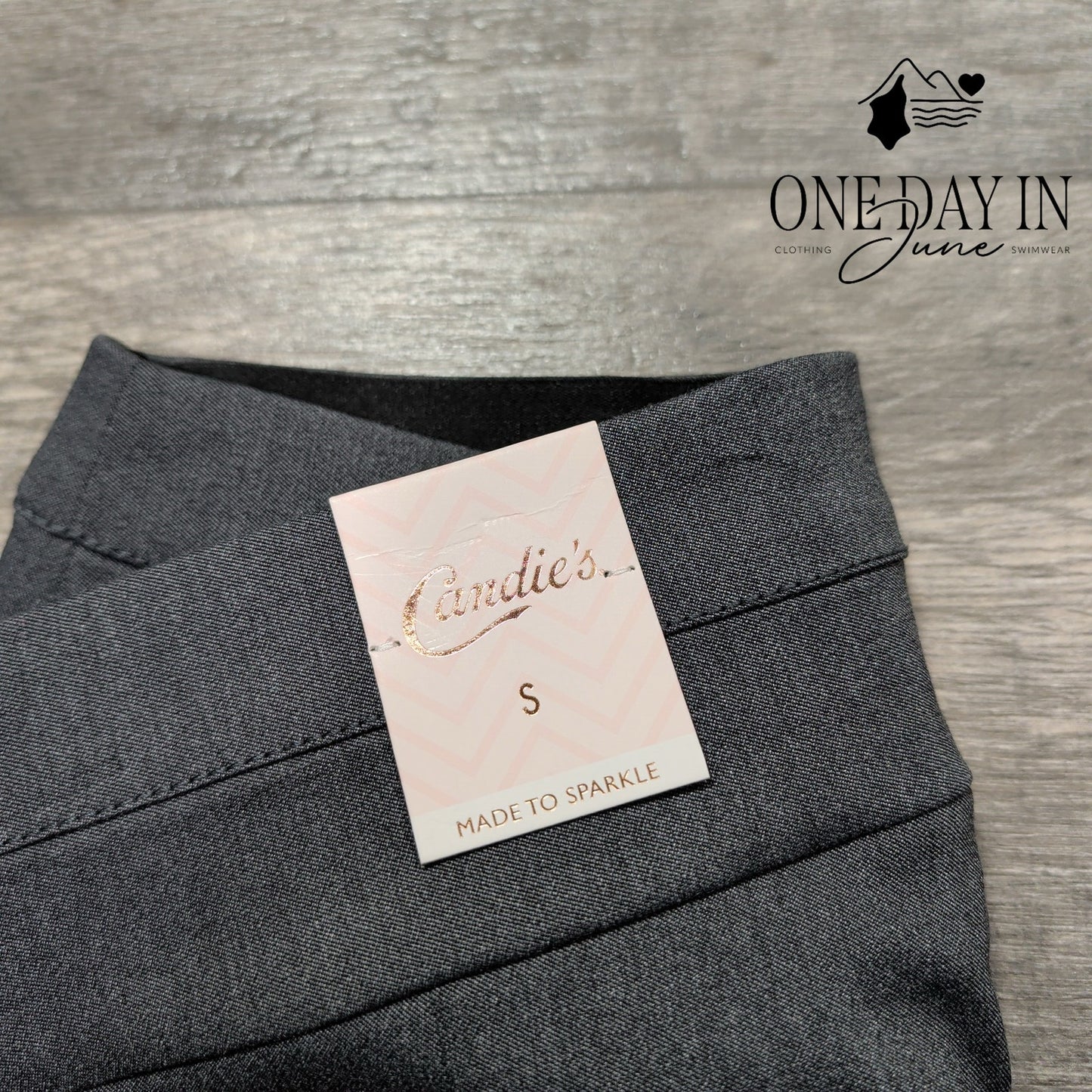Candies Audrey Fit Pull On Pants Size S