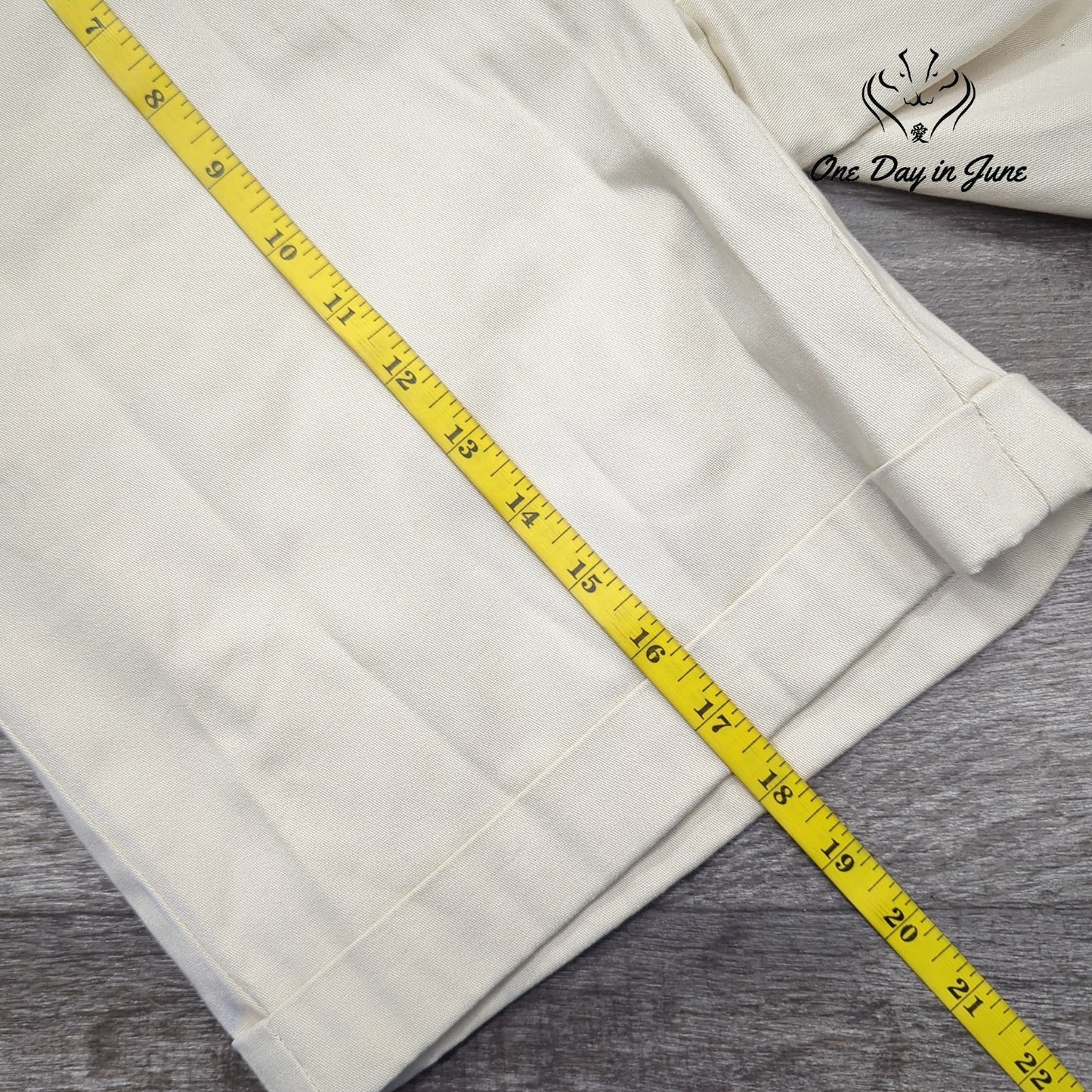 Croft & Barrow Flat Front Shorts Size 8