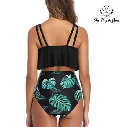 Adisputent Flounce Bikini Swimsuit Size M