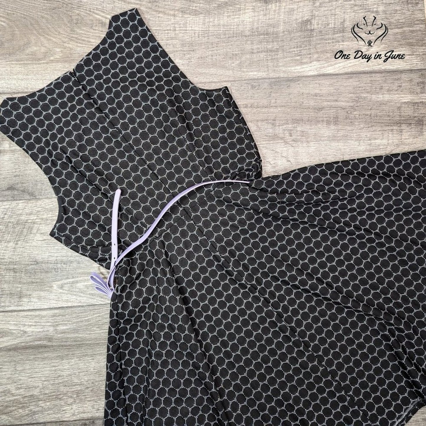 Elle Sleeveless Fit & Flare Dress with Belt Size M
