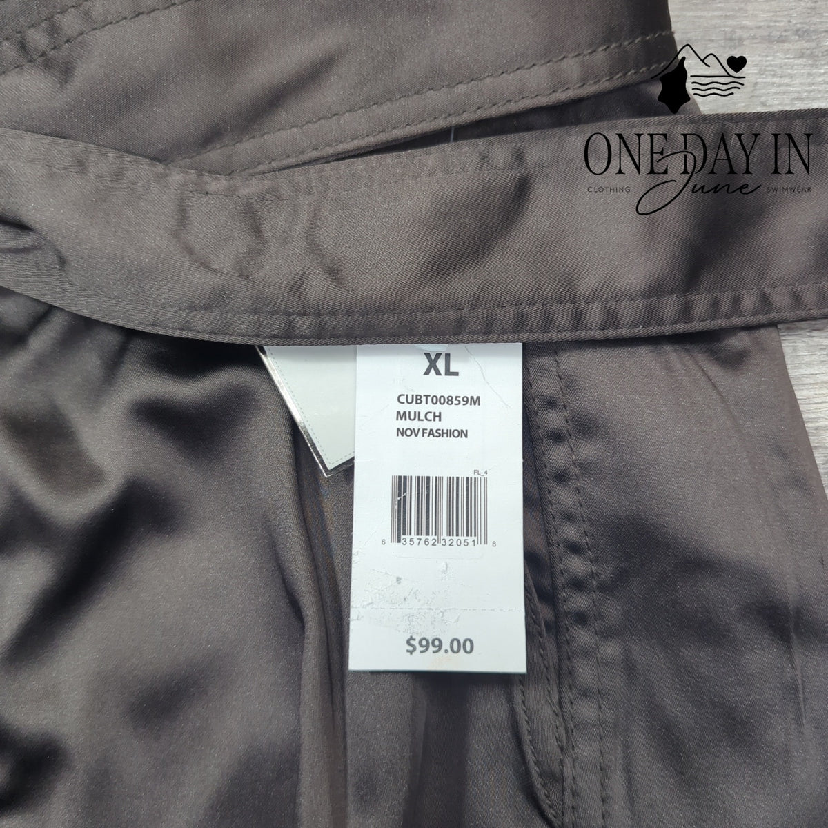 Cupio Cargo Capri Pants Brown Belted Satin Finish NWT Size XL