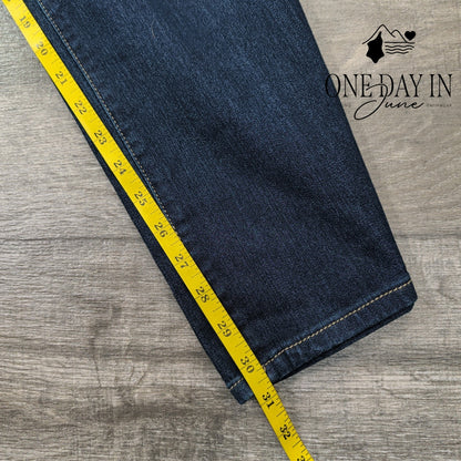 Westport Classic Fit Jeans Dark Wash High Rise Straight Leg NWT Size 10