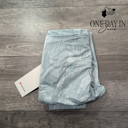 Lululemon Swift Speed HR Crop 21" Leggings Reverberate Chevron NWT Size 6