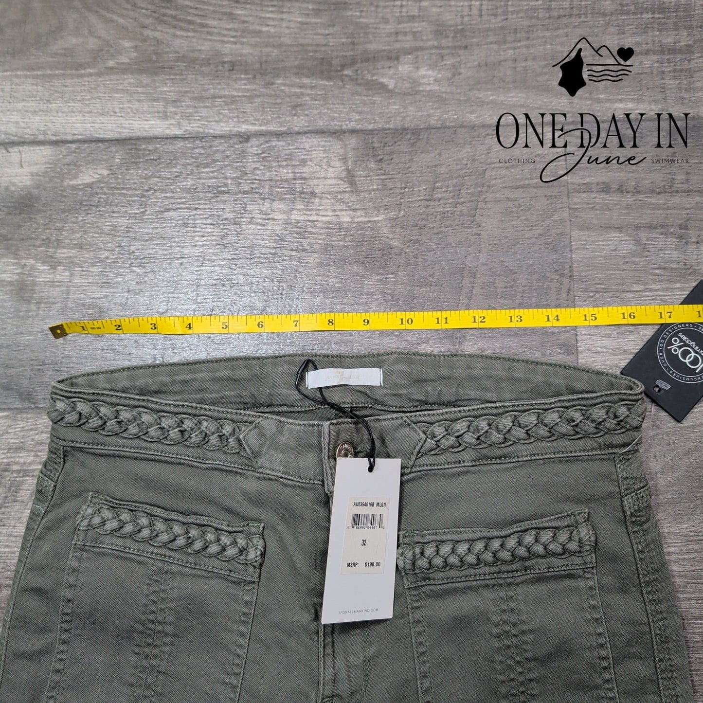 7 For All Mankind Flare Jeans Size 14 (32)