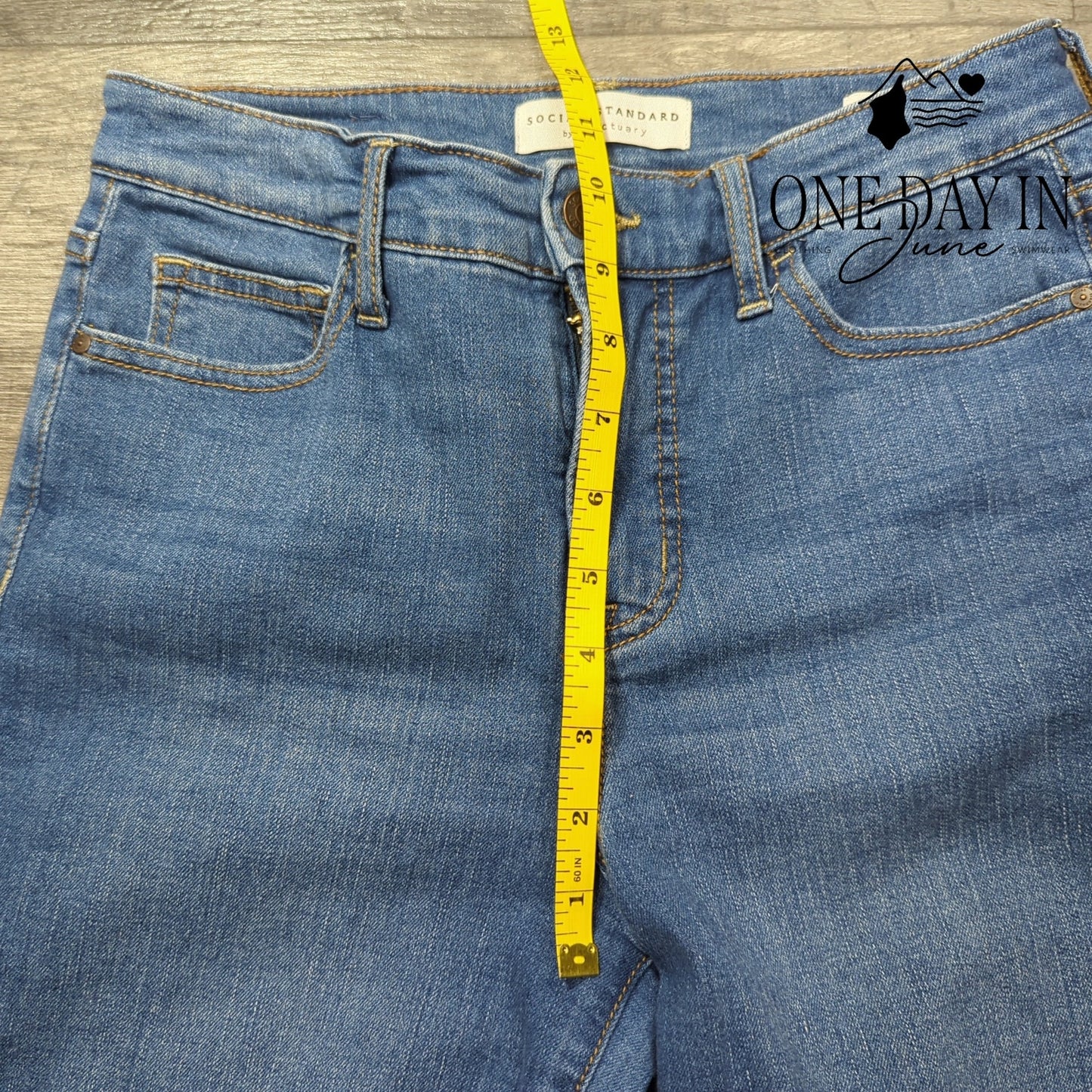 Social Standard Slim Straight Jeans Size 2