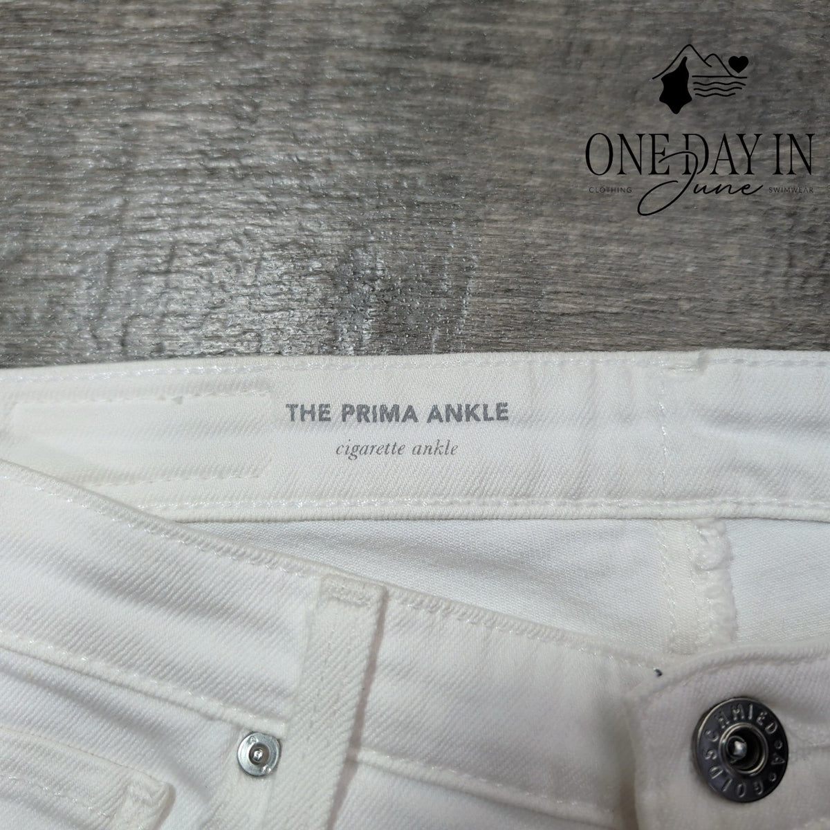 AG Adriano Goldschmied Prima Cigarette Ankle Jeans White NWT Size 0 (25)