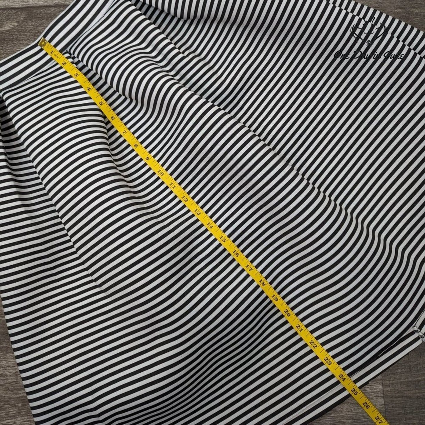 Sensational Collection Striped Knee Length Skirt Size XL