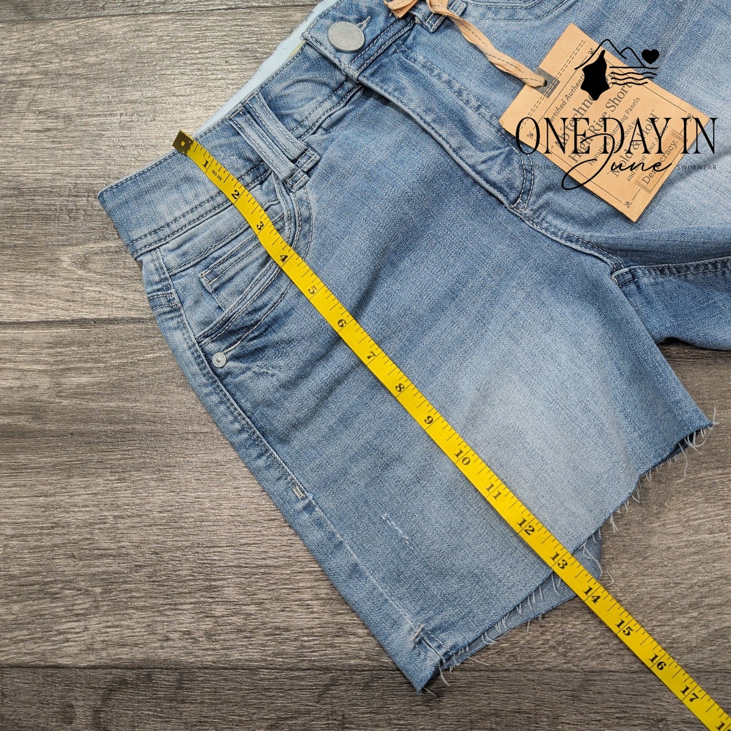 Democracy High Rise Denim Shorts Size 2