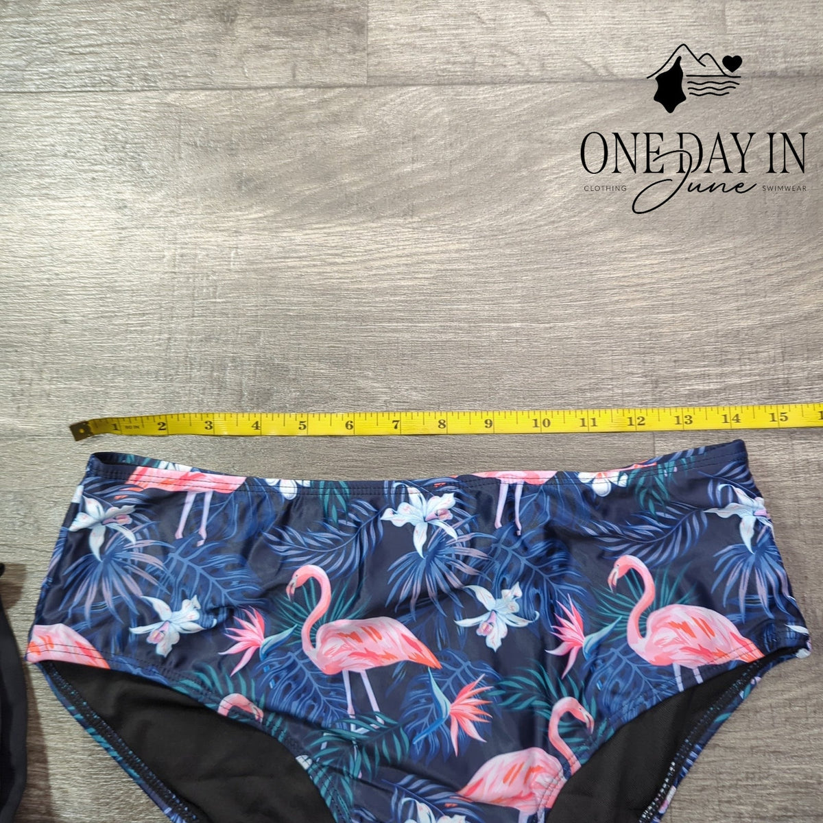 Yonique Blouson Tankini Swimsuit Black Flamingo Print NWT Size L