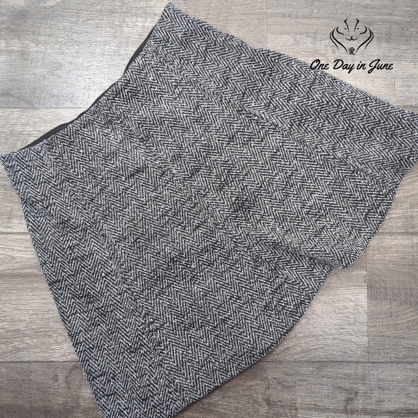 Loft Pull On Mini Skirt Size M