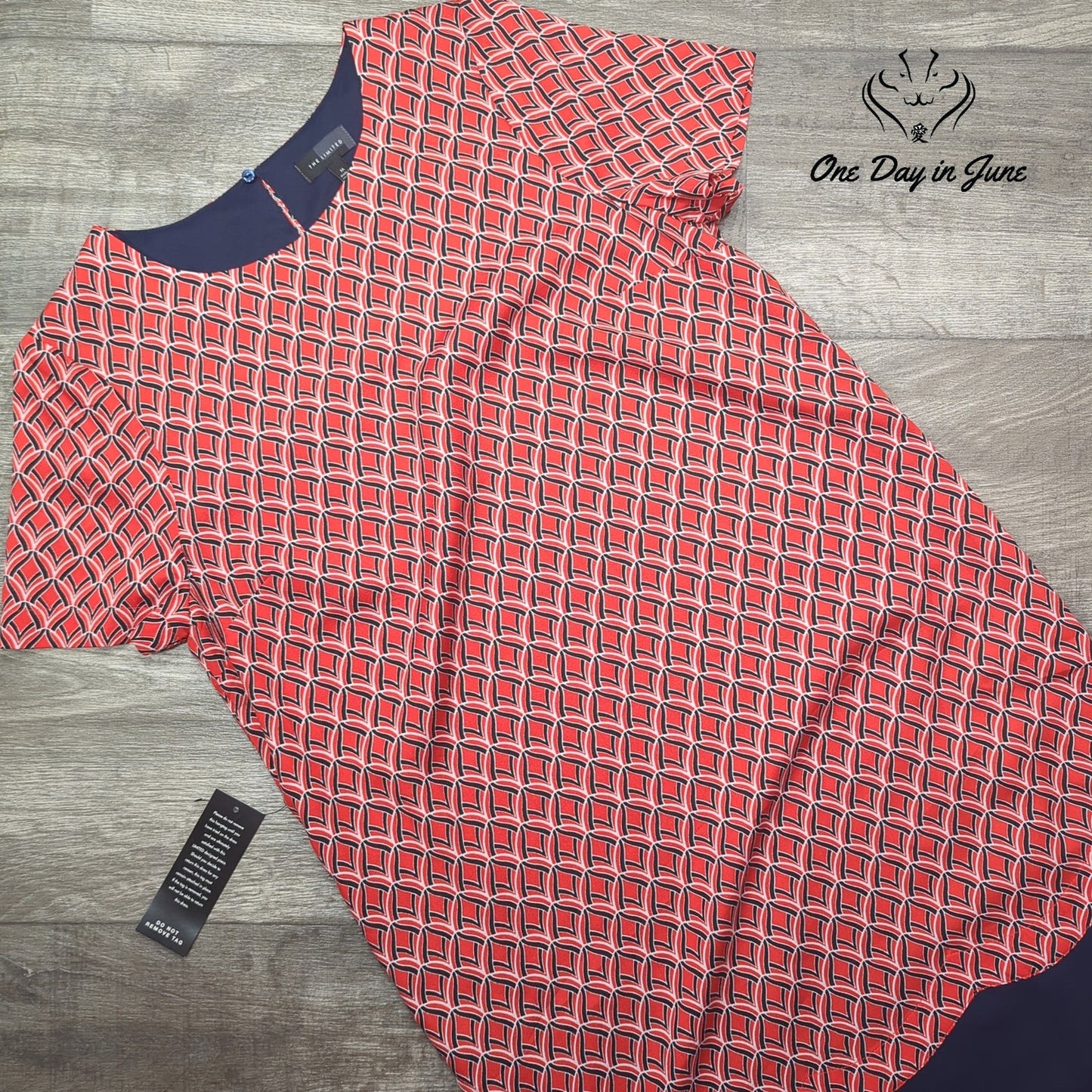 The Limited Short Sleeve Mini Dress Size M