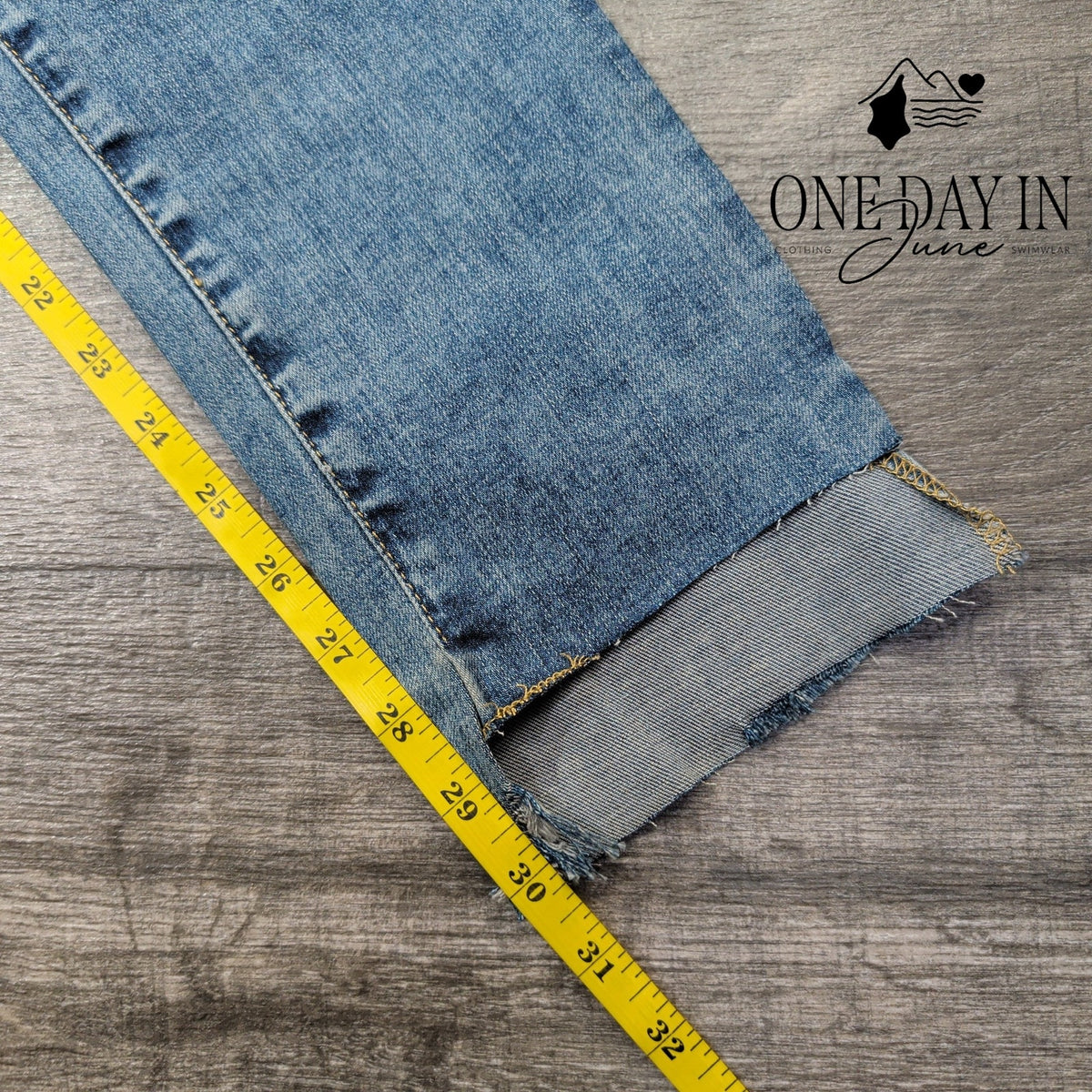 AG Adriano Goldschmied The Sophia High Rise Skinny Jeans Blue NWT Size 4 (27)