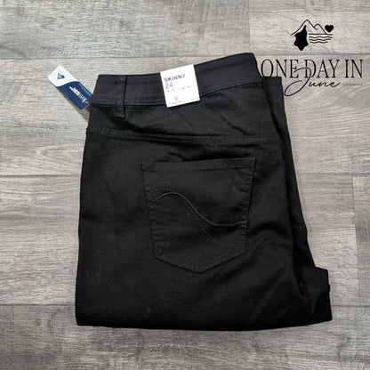 Lane Bryant Plus Size Genius Fit Skinny Jeans Size 24