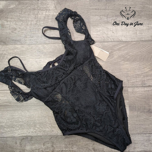 Kenneth Cole Reaction One Piece Swimsuit Lace Crochet Cutout NWT $106 Size S