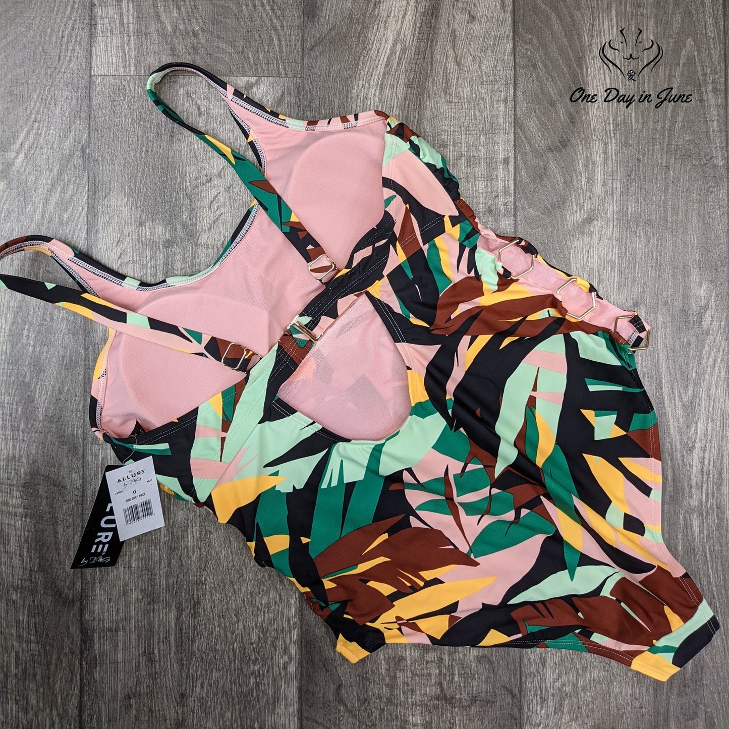 Allure Palm Leaf Side Ring One Piece Swimwear Size 12/14