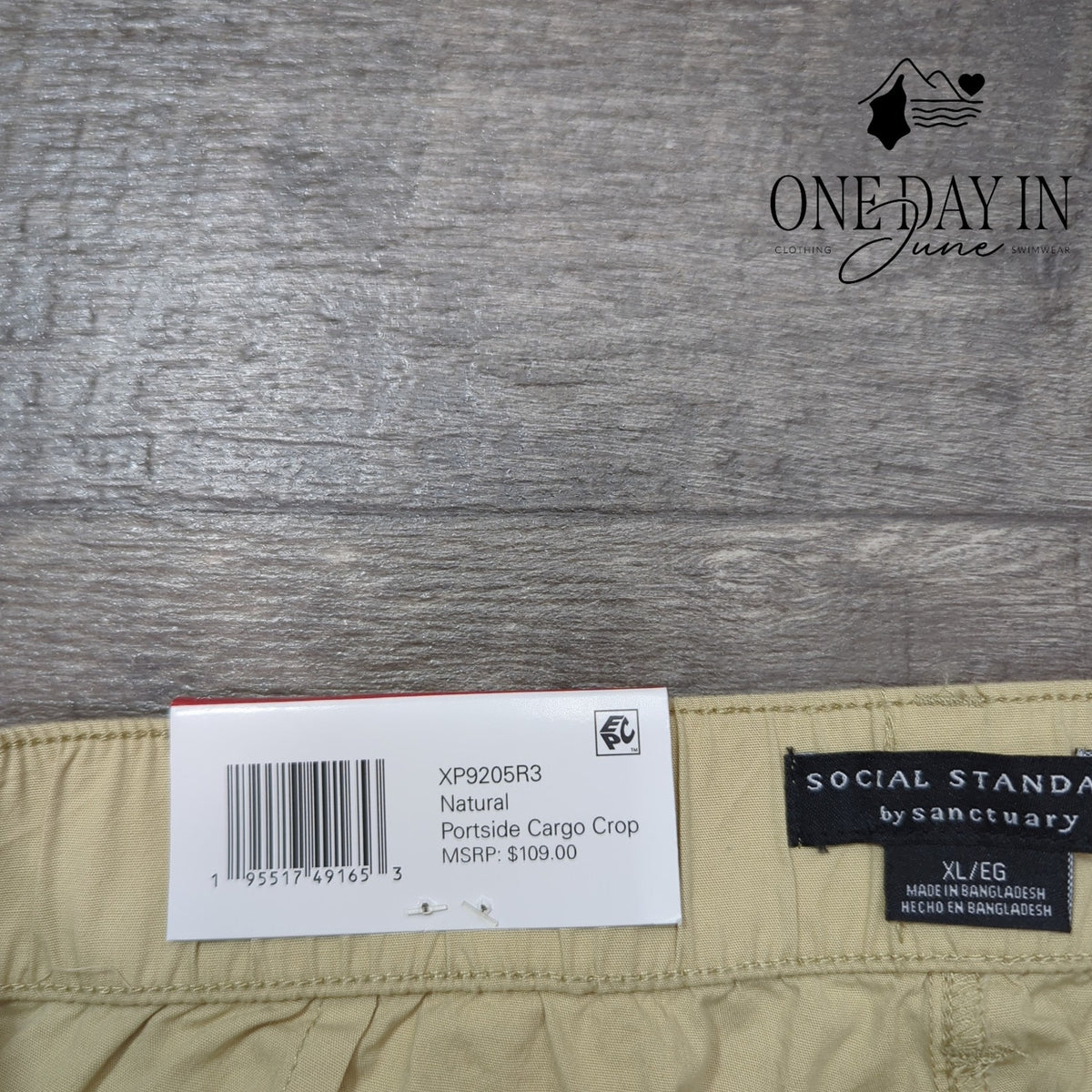 Social Standard by Sanctuary Portside Cargo Crop Pants Natural NWT Size XL