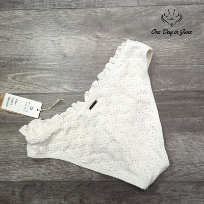 Billabong By The Seashore Bikini Bottom Size L