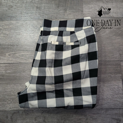 Talbots Hampshire Ankle Pants Black White Buffalo Plaid Straight Leg NWT Size 12