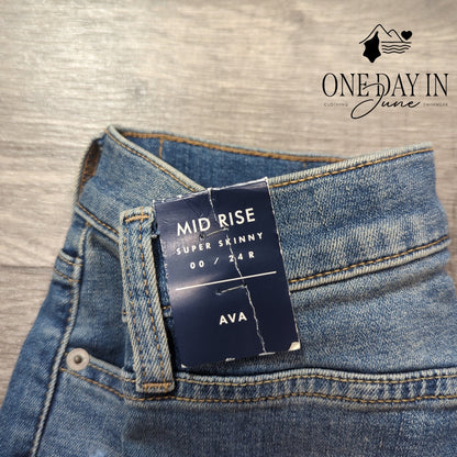 Lucky Brand Ava Mid Rise Super Skinny Jeans Size 00