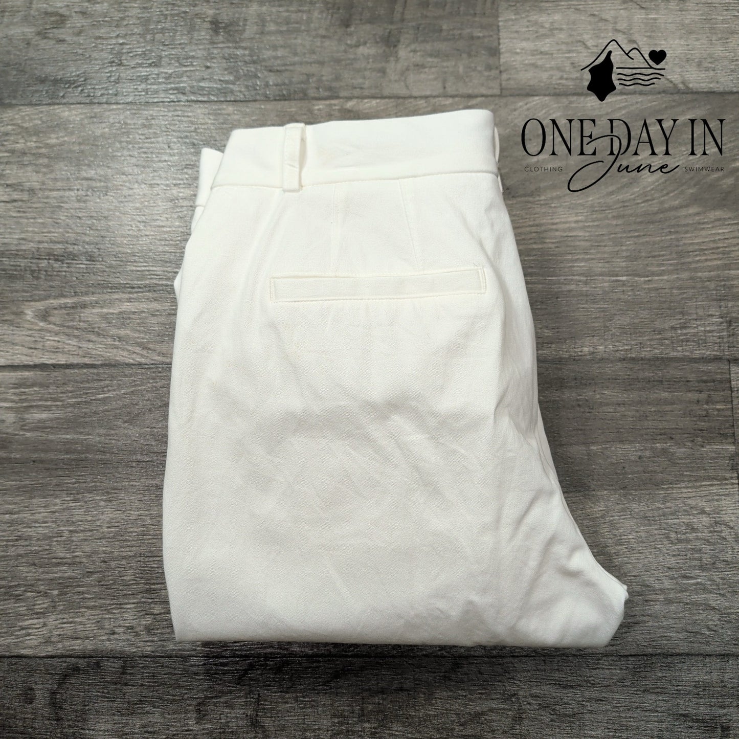 Crown & Ivy The Cary Dress Pants Size 10