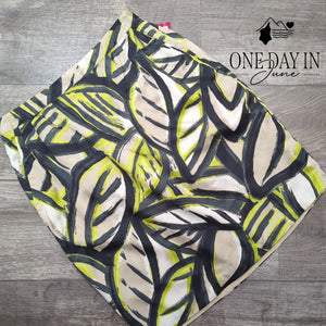 212 Collection Abstract Leaf Print Lined Pencil Skirt NWT Size 8