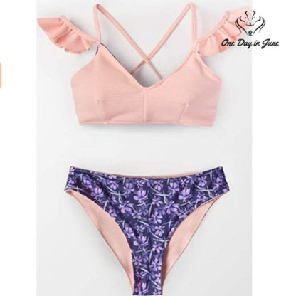 CUPSHE Pink Ruffled Crisscross V Neck Padded Bikini Size S