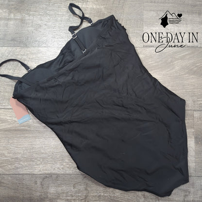 Smismivo Twist Front One Piece Swimsuit Size XL