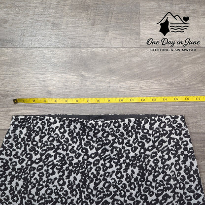 Express Pull On Pencil Skirt Size M