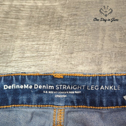 Chico's DefineMe Denim Straight Leg Ankle Jeans Size Chico's 0T (4T)